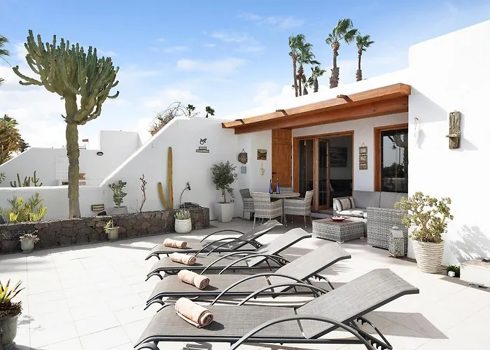 Puerto Chico T * Playa Blanca