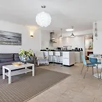 Puerto Chico T Apartment *